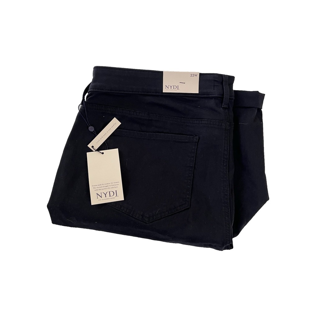 NWT‎ Women's NYDJ Briella Roll Cuff Lift & Tuck Jean Shorts Black Size 22W $69